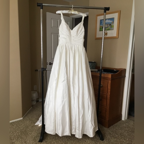 Custom Bridal Wedding Gown with Train | Ivory | Size fits like a 6 (no tag) - Picture 2 of 12